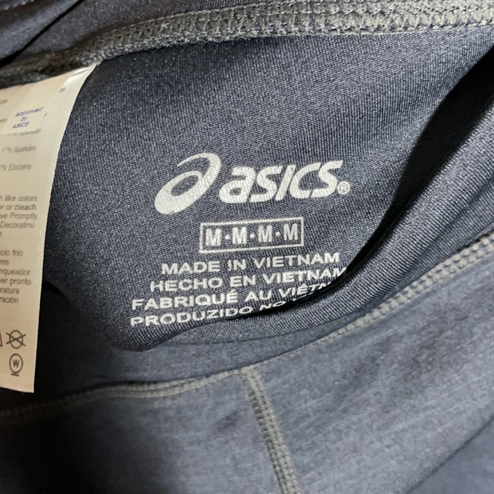 ASICS Cropped Workout Capris - Picture 4 of 6